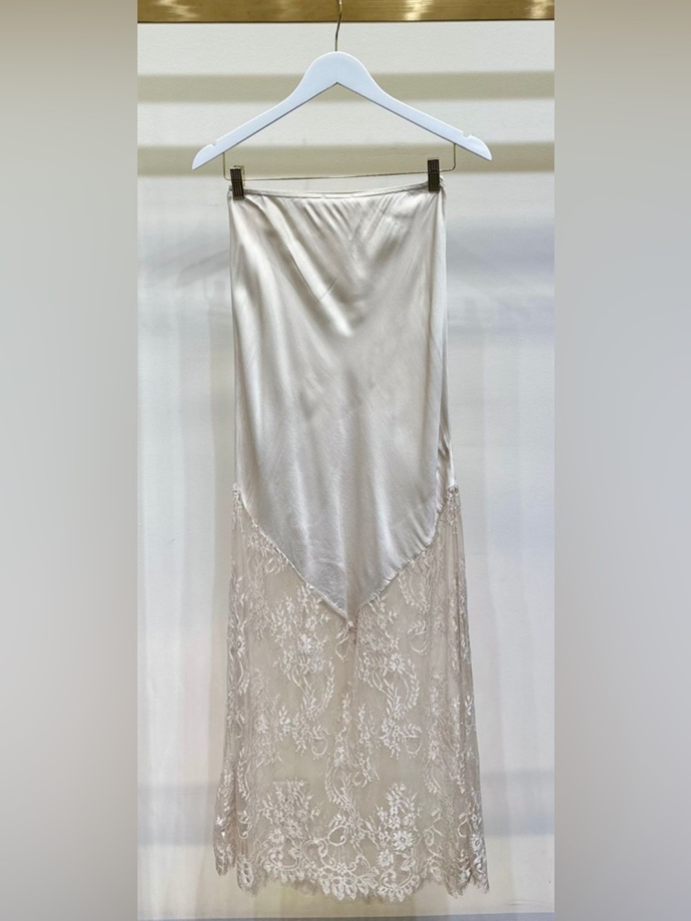 (6324-BGE) VISCOSE MAXI SKIRT WITH LACE HEM - Picture 2 of 6